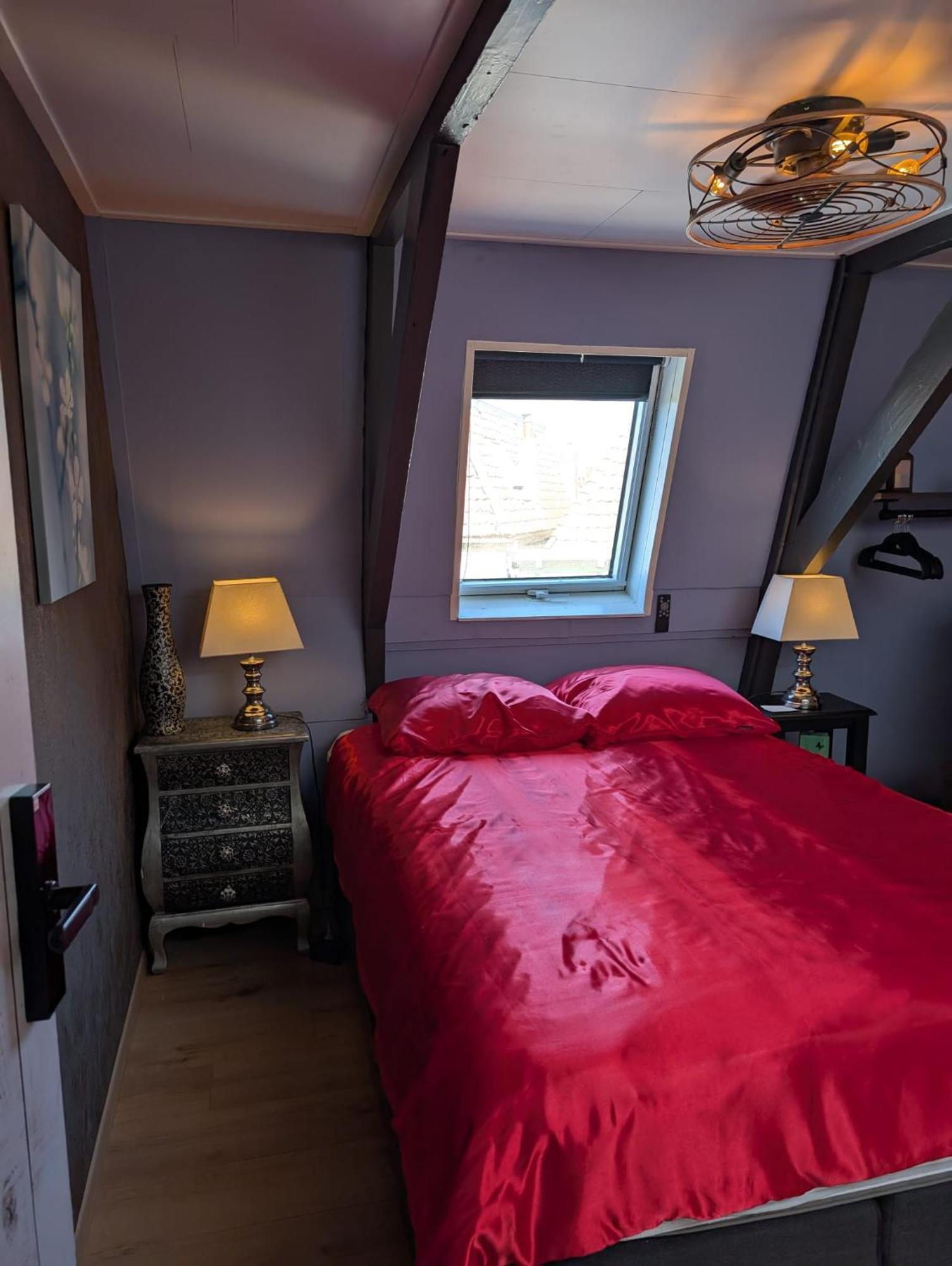 Wittezwaan Bed and Breakfast Harlingen Exteriör bild